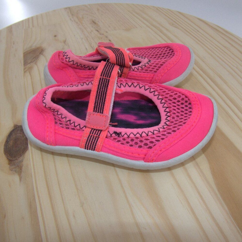 Toddler Neon Pink Swim Shoes Toddler Size 5-6